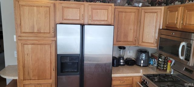 3527 Bent Oak Trail, Elkhart, IN 46517