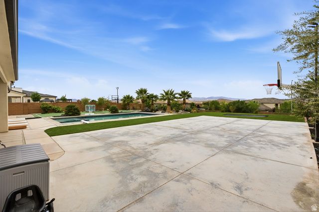 3694 S JESSAMINE DR, St. George, UT 84790