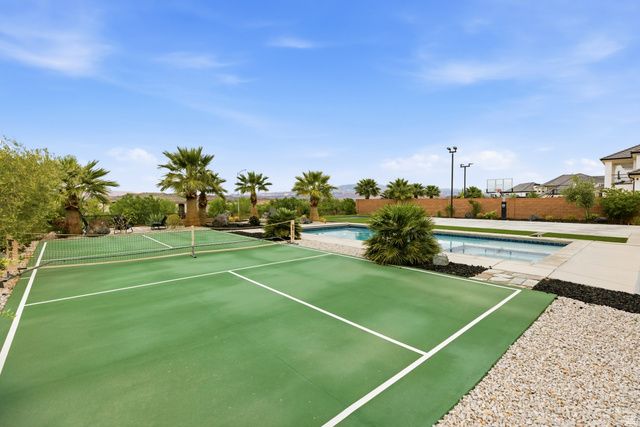 3694 S JESSAMINE DR, St. George, UT 84790