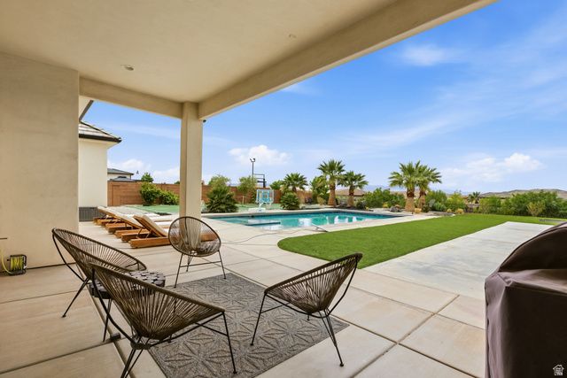 3694 S JESSAMINE DR, St. George, UT 84790