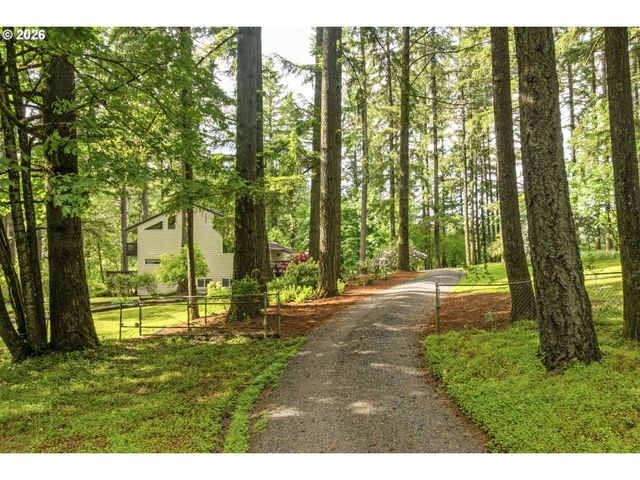 32575 Ne POISON OAK Ln, Newberg, OR 97132