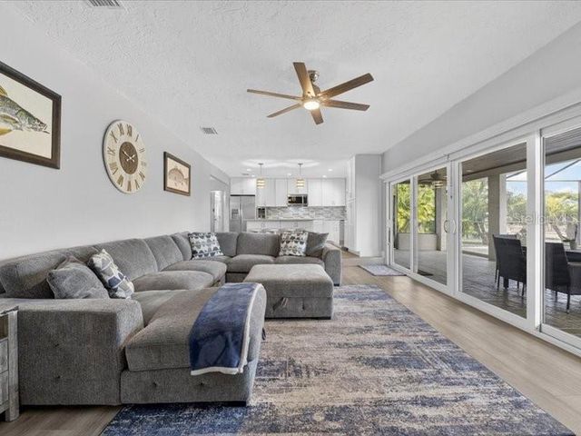 6349 SPANISH MAIN DRIVE, Apollo Beach, FL 33572