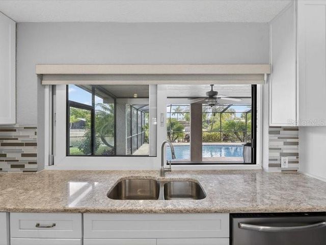 6349 SPANISH MAIN DRIVE, Apollo Beach, FL 33572