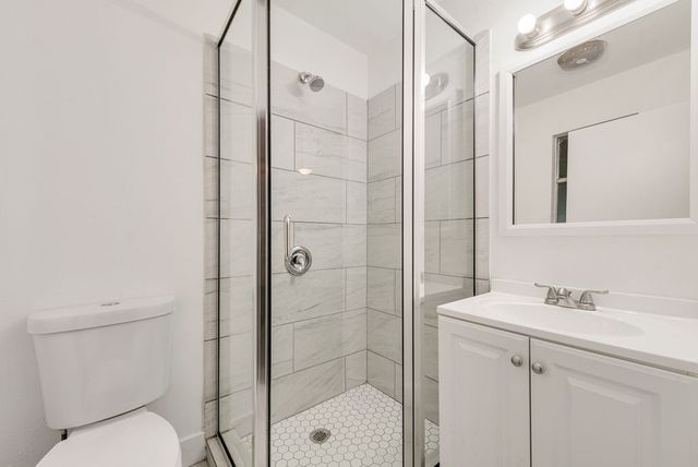 6048 Hillcrest Drive, Watauga, TX 76148