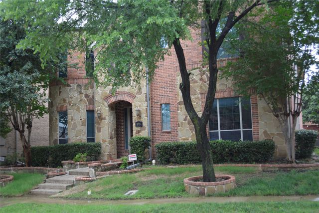 8715 Lost Canyon Road, Irving, TX 75063