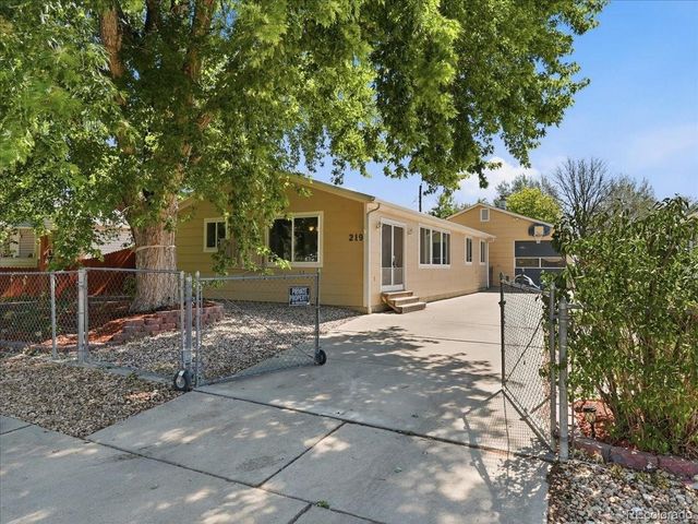 219 Poplar St, Brighton, CO 80603