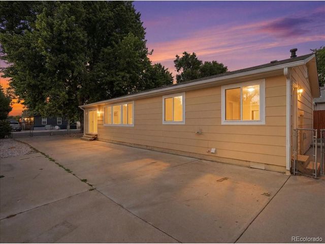 219 Poplar St, Brighton, CO 80603