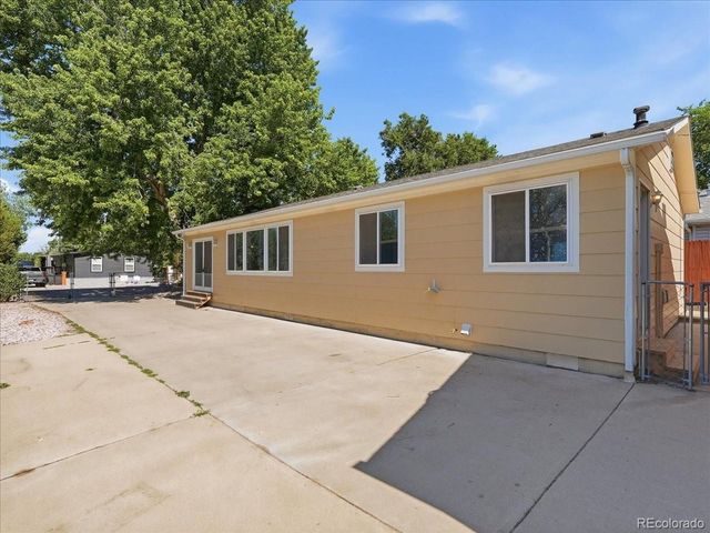 219 Poplar St, Brighton, CO 80603