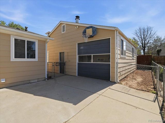 219 Poplar St, Brighton, CO 80603
