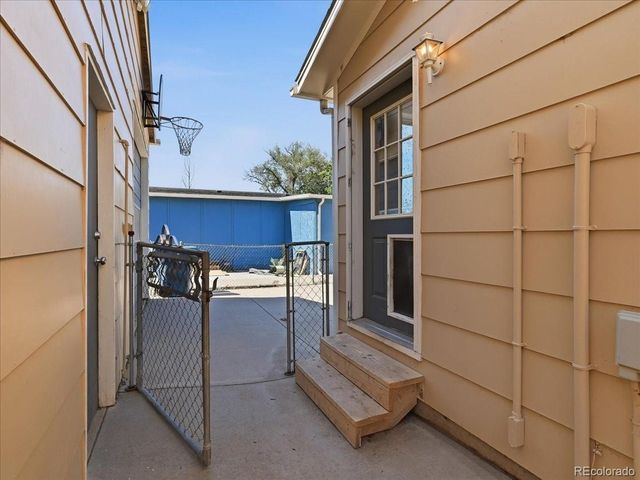 219 Poplar St, Brighton, CO 80603