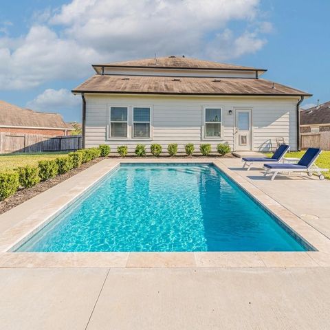 107 Montecito Court, Manvel, TX 77578