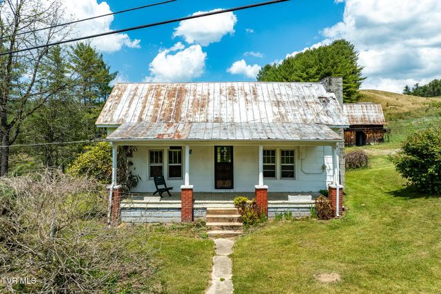 856 Shingletown Tract 1 Road, Mountain City, TN 37683