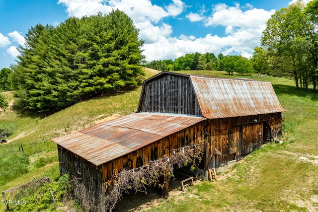 856 Shingletown Tract 1 Road, Mountain City, TN 37683