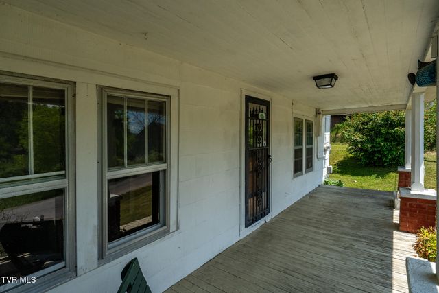 856 Shingletown Tract 1 Road, Mountain City, TN 37683