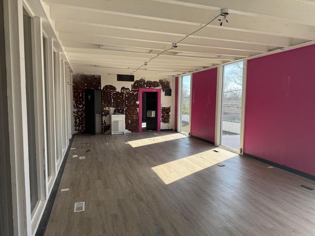1064 Country Club Road, Columbus, OH 43227