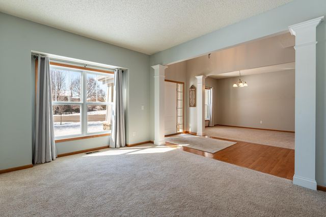 6544 Hadley Circle S, Cottage Grove, MN 55016