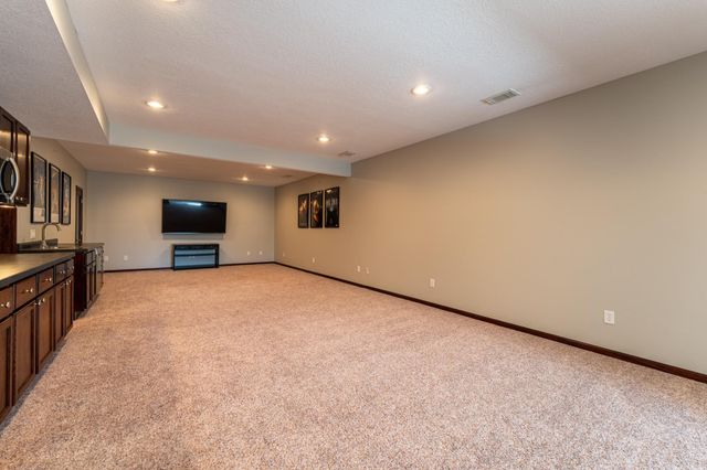 6544 Hadley Circle S, Cottage Grove, MN 55016