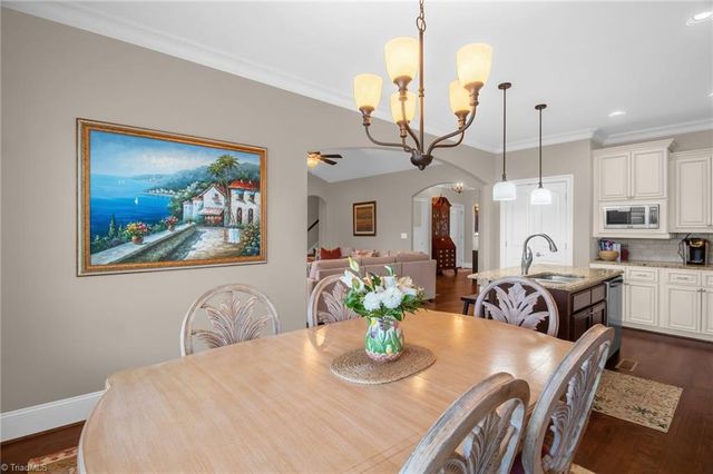 242 Deerwood Drive, Lexington, NC 27295