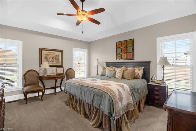 242 Deerwood Drive, Lexington, NC 27295