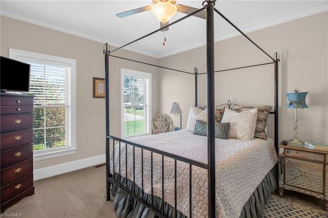 242 Deerwood Drive, Lexington, NC 27295