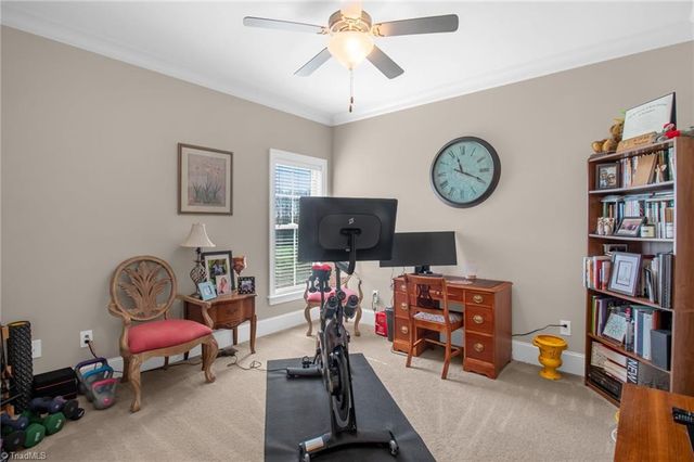 242 Deerwood Drive, Lexington, NC 27295