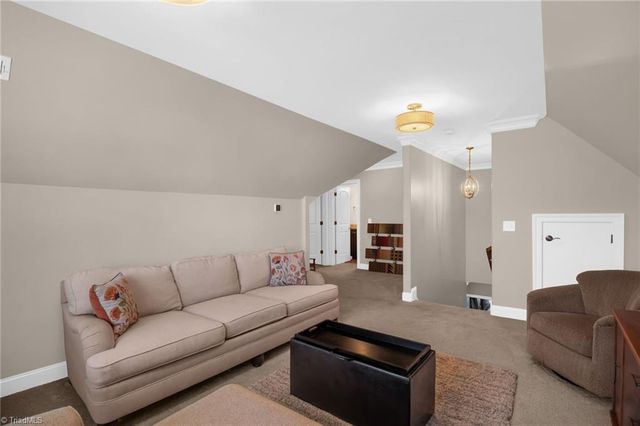 242 Deerwood Drive, Lexington, NC 27295