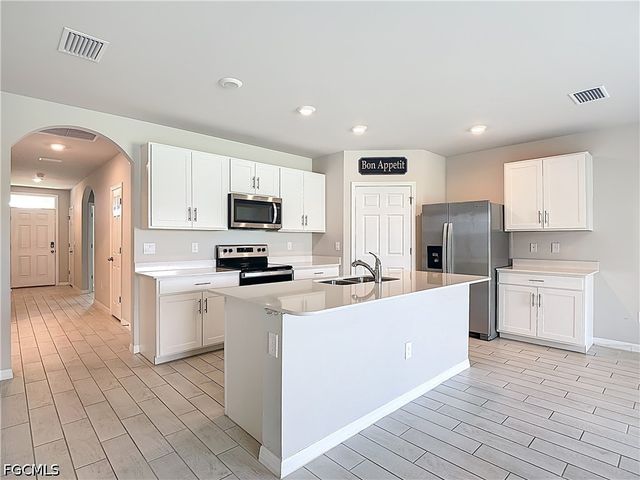 524 Glendale AVE, Labelle, FL 33935