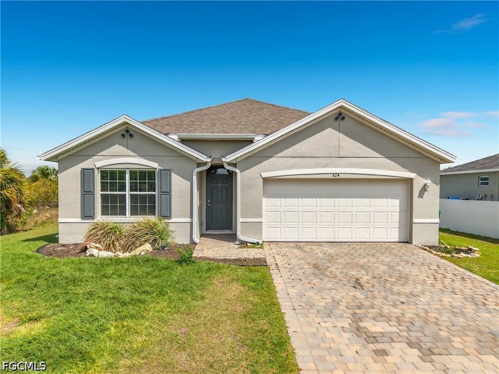 524 Glendale AVE, Labelle, FL 33935