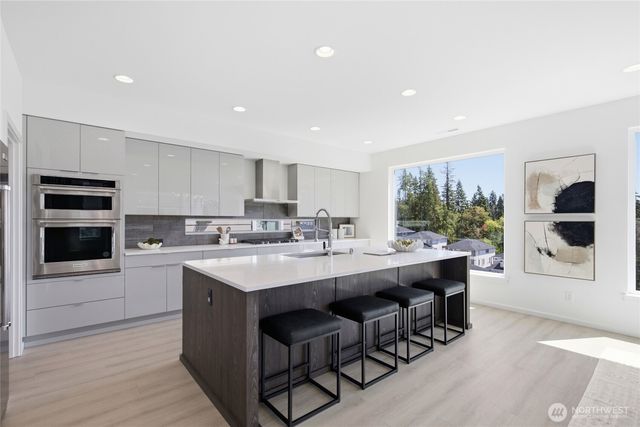 5810 160th Street SW, Edmonds, WA 98026