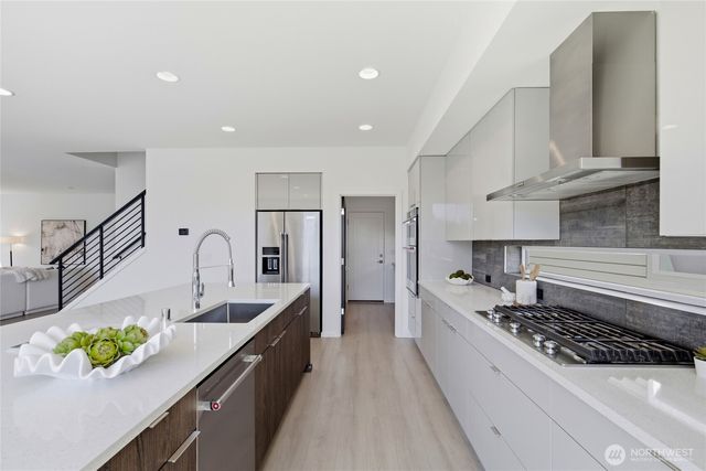 5810 160th Street SW, Edmonds, WA 98026
