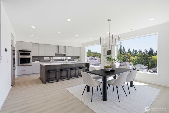 5810 160th Street SW, Edmonds, WA 98026