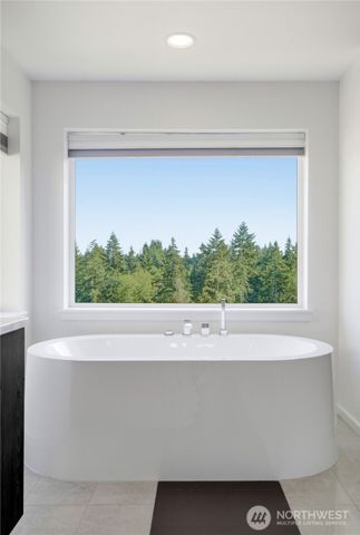 5810 160th Street SW, Edmonds, WA 98026