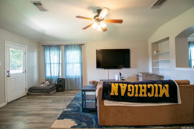 719 Cormorant, San Antonio, TX 78245