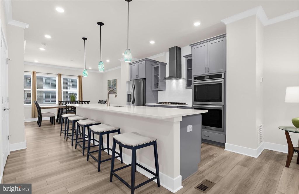 Image 26 of property listing at 605 LAKEMONT DR, Glen Burnie, MD 21060