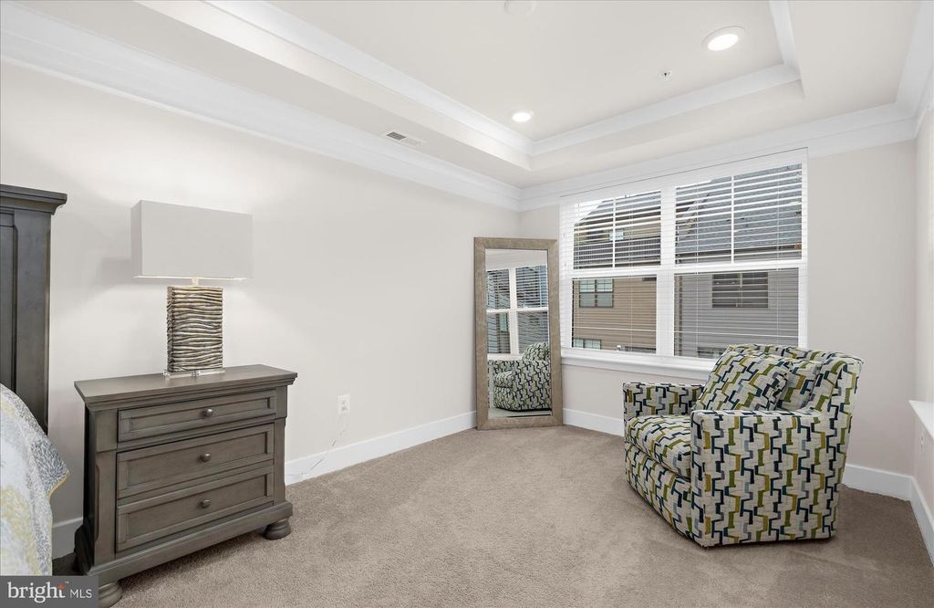 Image 39 of property listing at 605 LAKEMONT DR, Glen Burnie, MD 21060