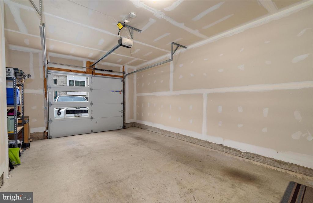 Image 60 of property listing at 605 LAKEMONT DR, Glen Burnie, MD 21060