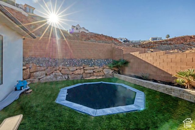 3048 E SILVER BEECH CIR, St. George, UT 84790