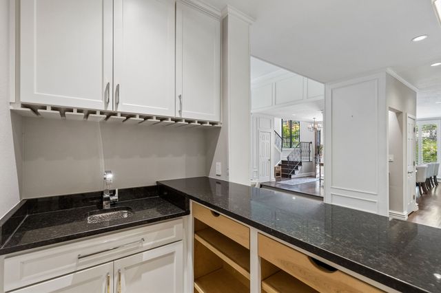 6015 Shetland Drive, Dallas, TX 75230