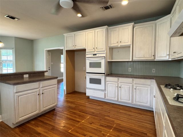306 E 8th Street, Anna, TX 75409