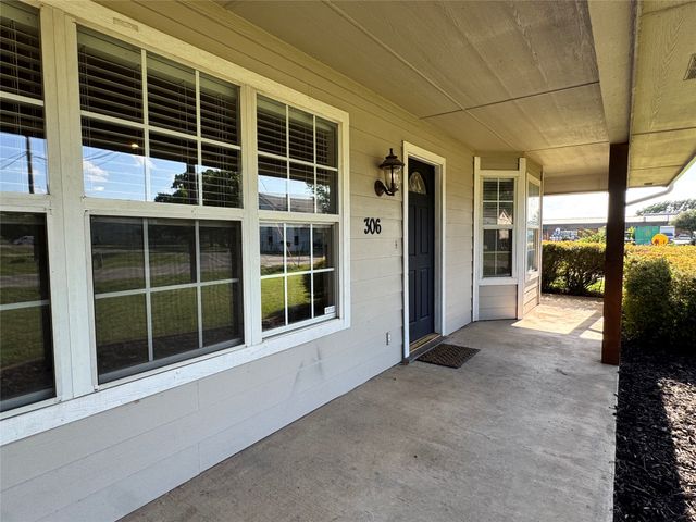 306 E 8th Street, Anna, TX 75409