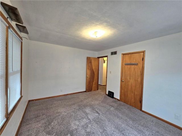 11514 E 15th Street, Independence, MO 64052
