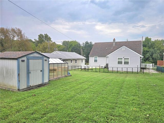 11514 E 15th Street, Independence, MO 64052