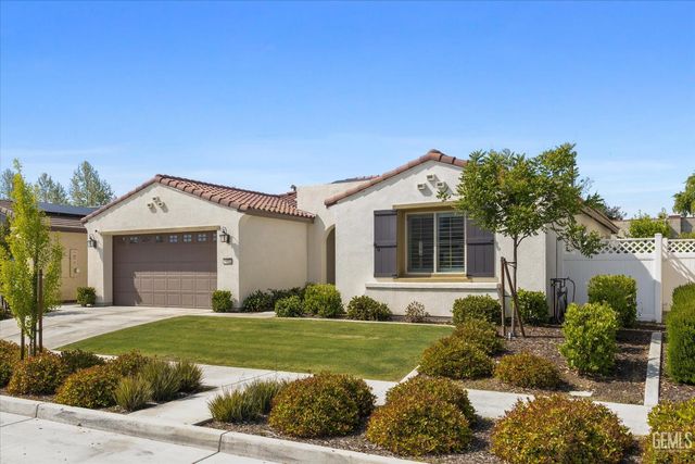 14222 Barbon Beck Avenue, Bakersfield, CA 93311