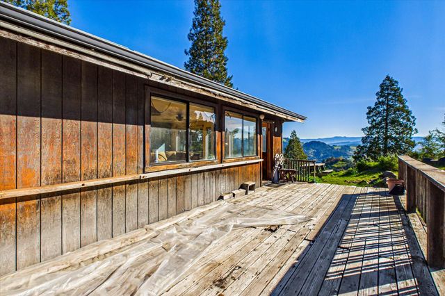 3826 Thomas Road, Miranda, CA 95553