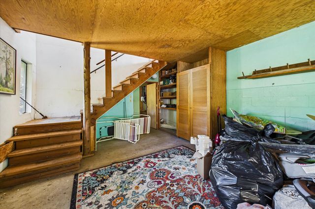 3826 Thomas Road, Miranda, CA 95553