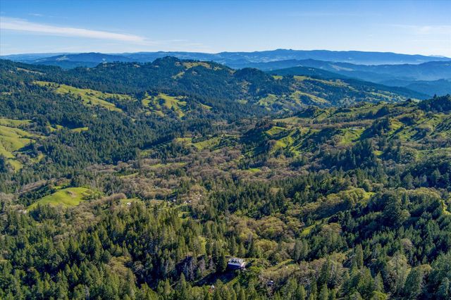 3826 Thomas Road, Miranda, CA 95553