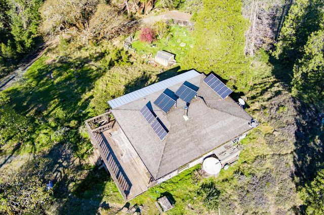 3826 Thomas Road, Miranda, CA 95553