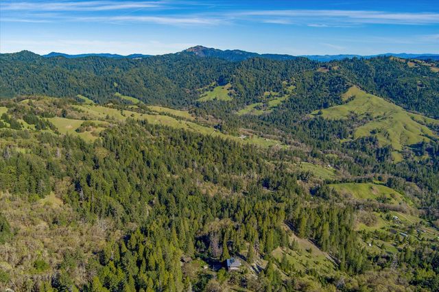 3826 Thomas Road, Miranda, CA 95553