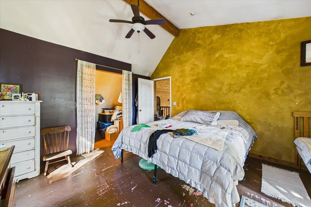 3826 Thomas Road, Miranda, CA 95553