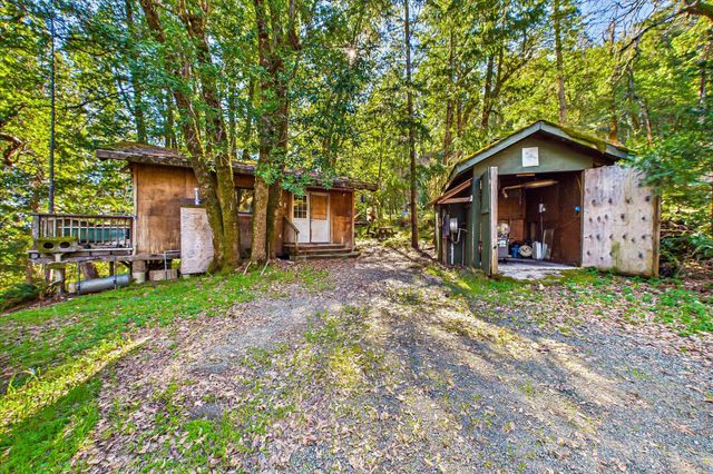 3826 Thomas Road, Miranda, CA 95553